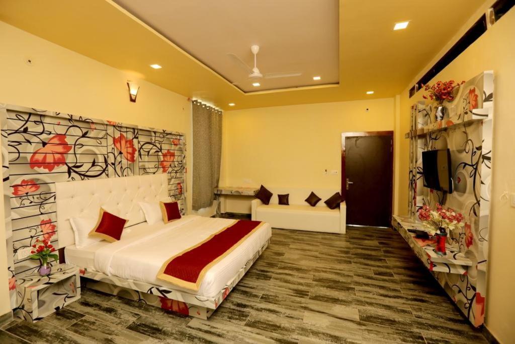 بوشكار Rock Star Hotel المظهر الخارجي الصورة